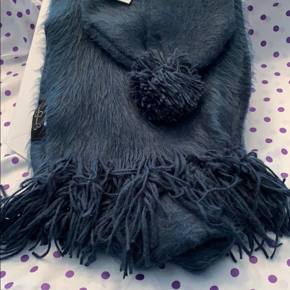 Jessica Simpson slate blue hat and scarf set